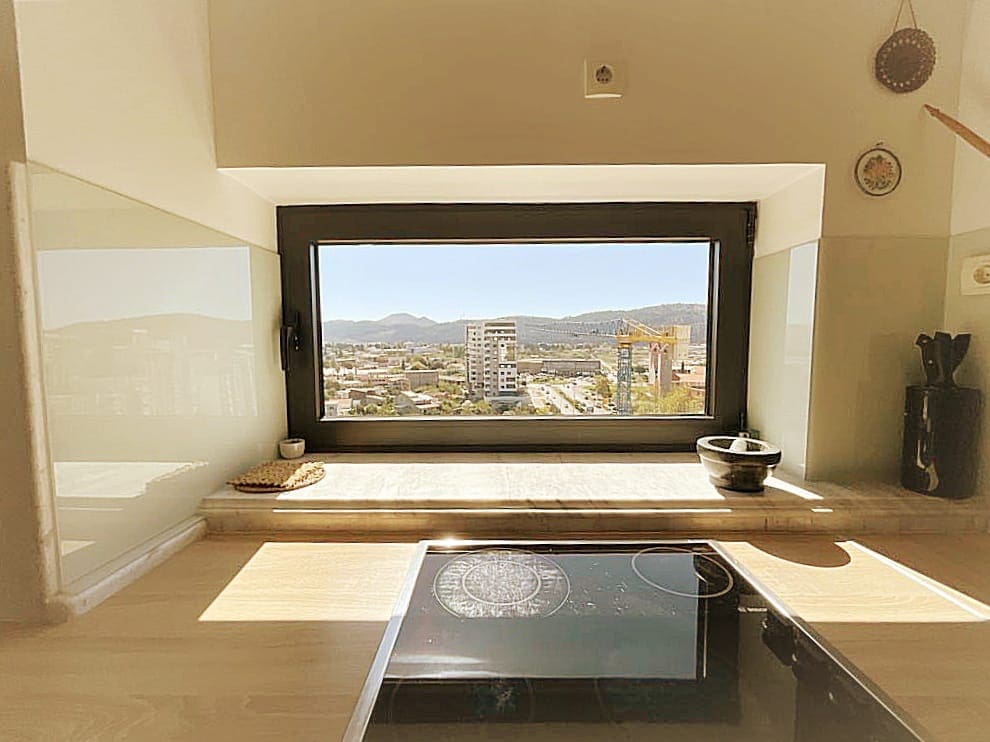 MREproperty (20) Bar'da Satılık Geniş, Eşyalı 2 Yatak Odalı Daire — Karadağ