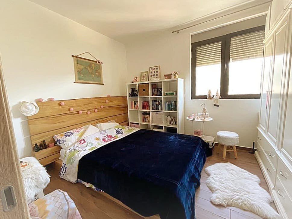 MREproperty (14) Bar'da Satılık Geniş, Eşyalı 2 Yatak Odalı Daire — Karadağ