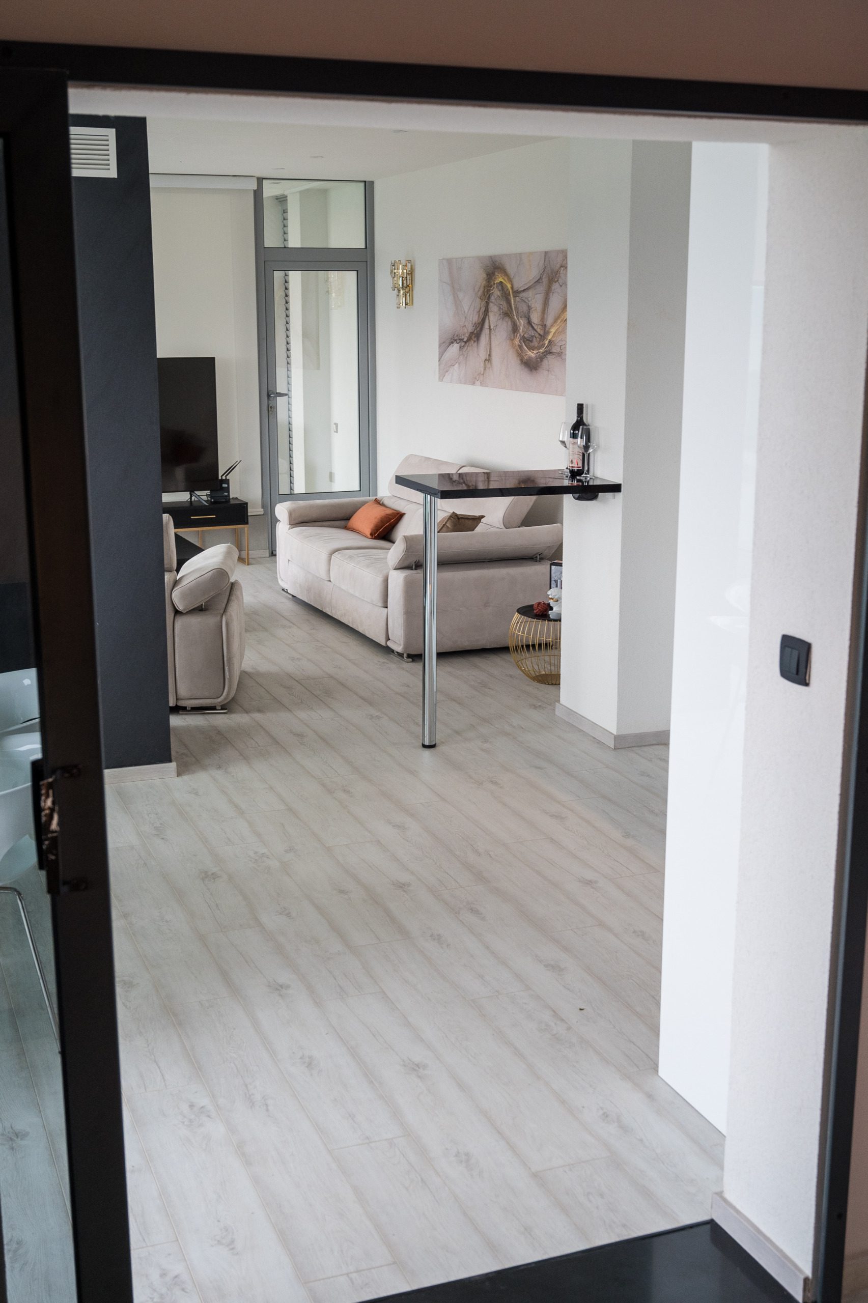 www.veri.me Atemberaubende neue Villa mit spektakulärem Blick auf die Bucht von Tivat — Montenegro