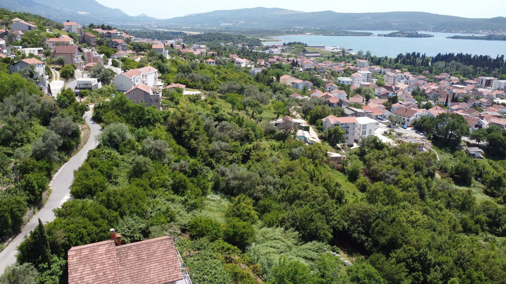 MREproperty (22) Zemljište na prodaju u Tivtu — Crna Gora