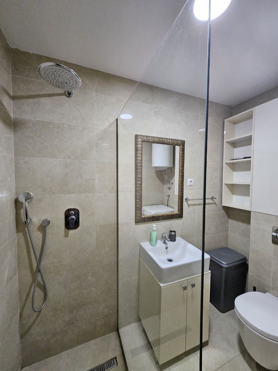 MREproperty (18) Cozy 1-Bedroom Apartment in the Heart of Budva — Montenegro