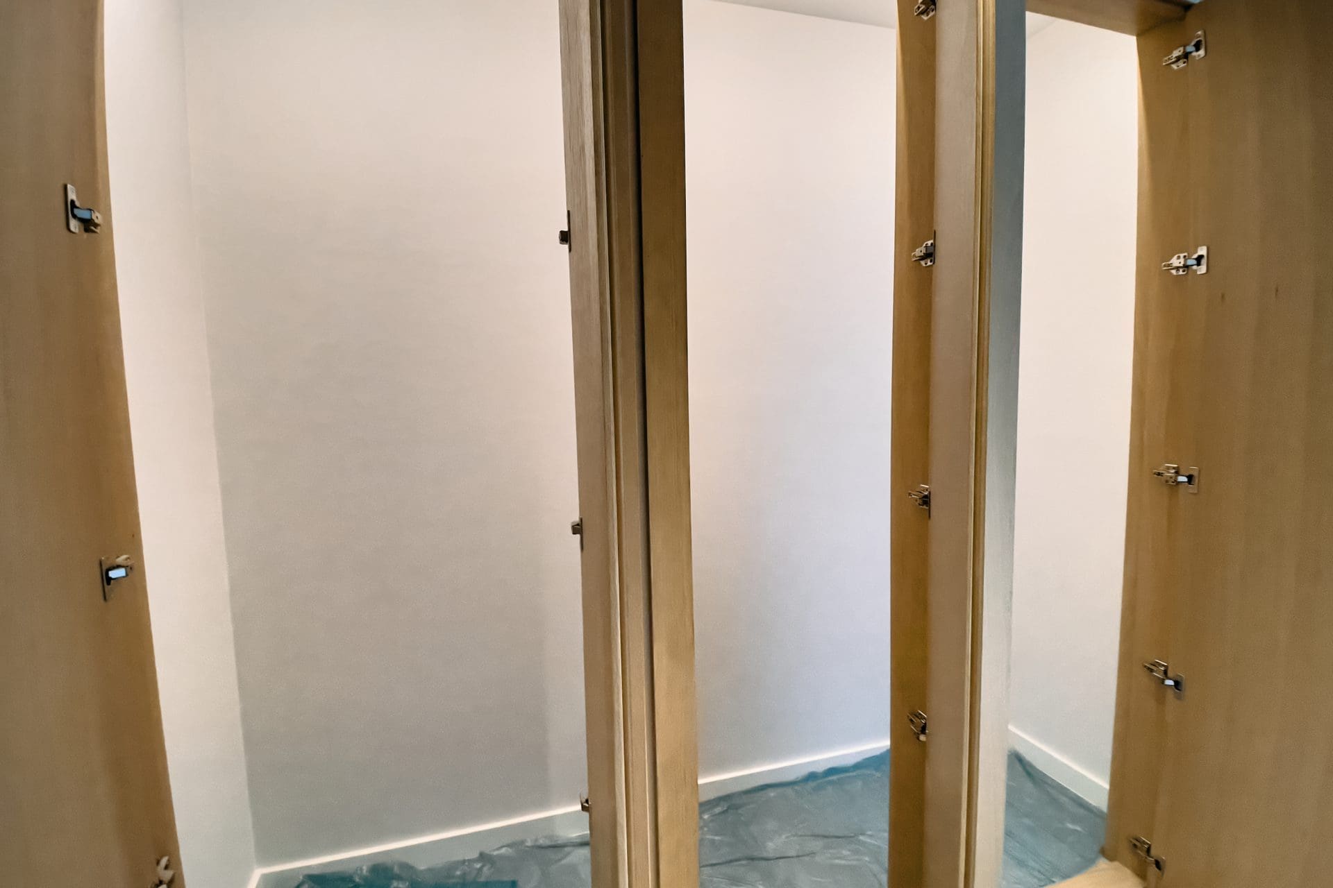 MREproperty (12) Великолепная двухкомнатная квартира в Тивате — Черногория