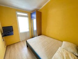 House · Sutomore