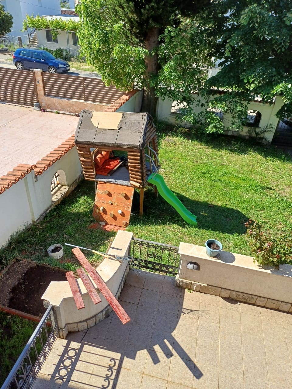 MREproperty (22) Чотириповерховий апарт-готель на продаж у Сутоморе — Чорногорія