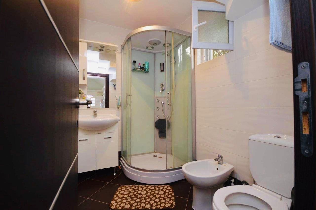 House · Krasici