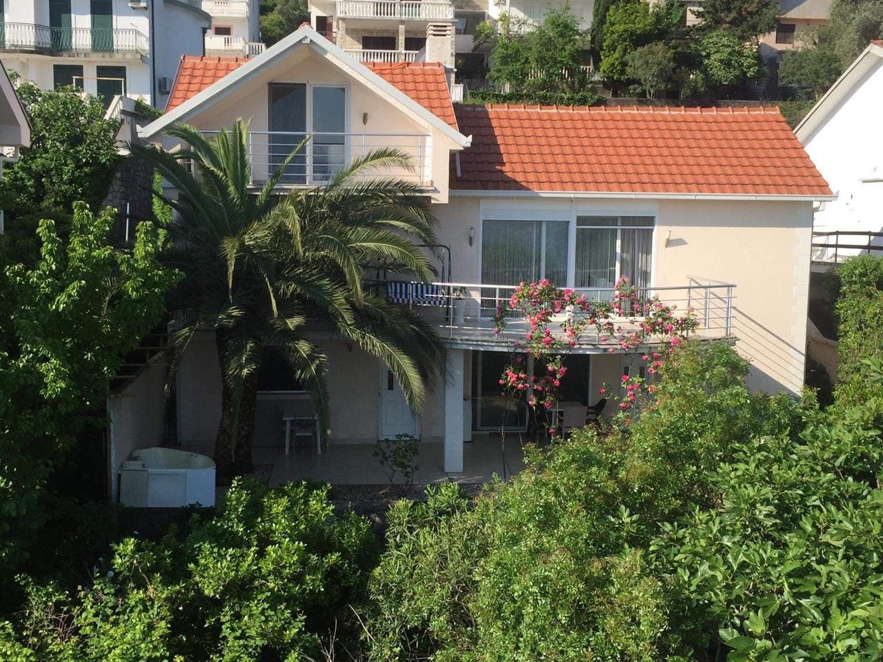 House · Krasici