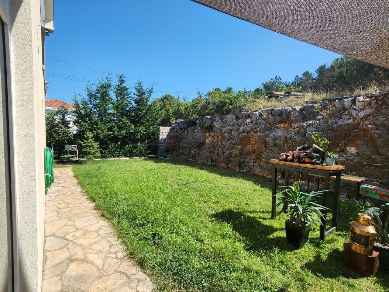 House · Radovici