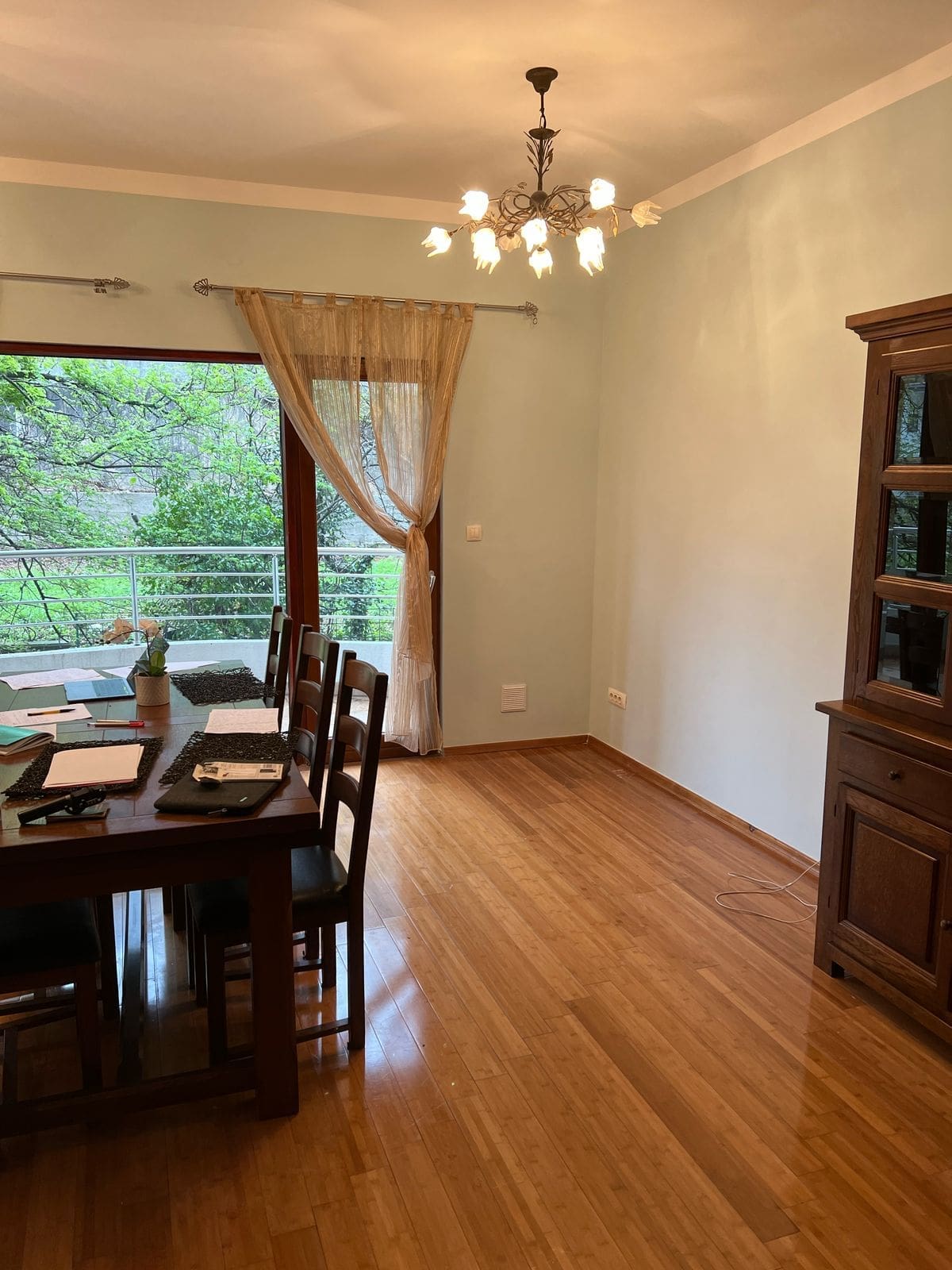 MRE-nekretnina Crna Gora (15) Dvostambeni stan na prodaju u Risnu – 130 m² u kompleksu Roman Gardens — Crna Gora