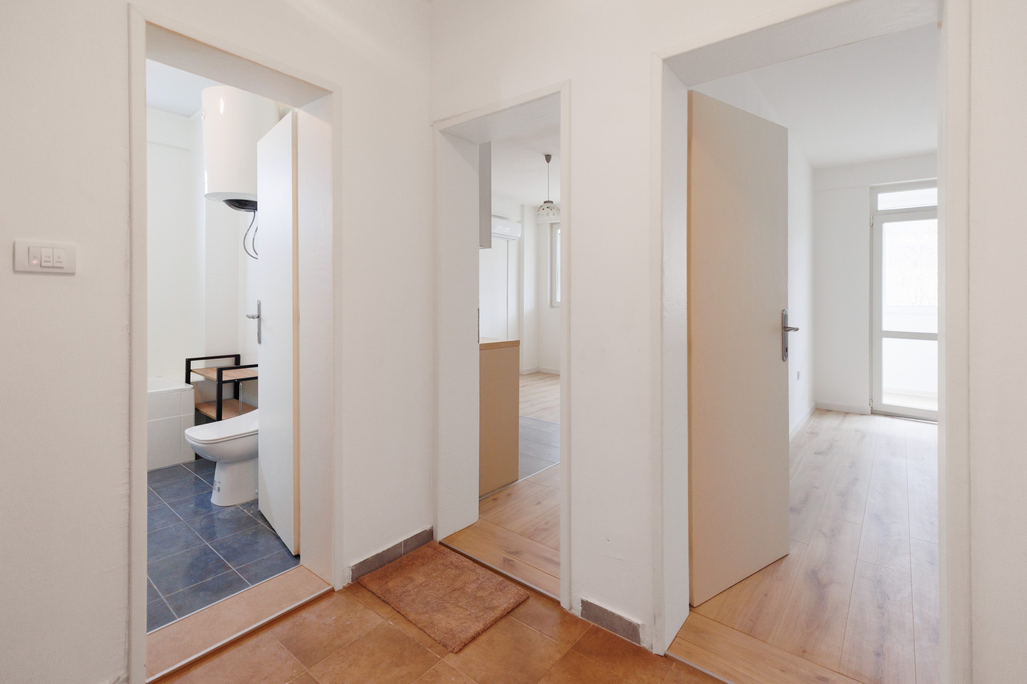 Apartment · Bar