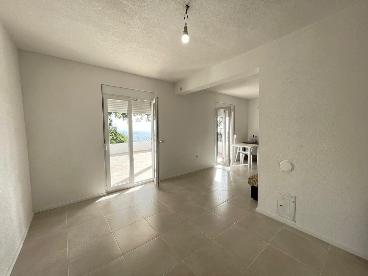 House · Sutomore