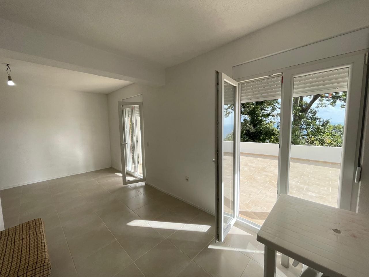 House · Sutomore