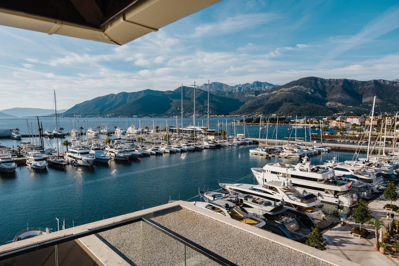 Huoneisto · Tivat