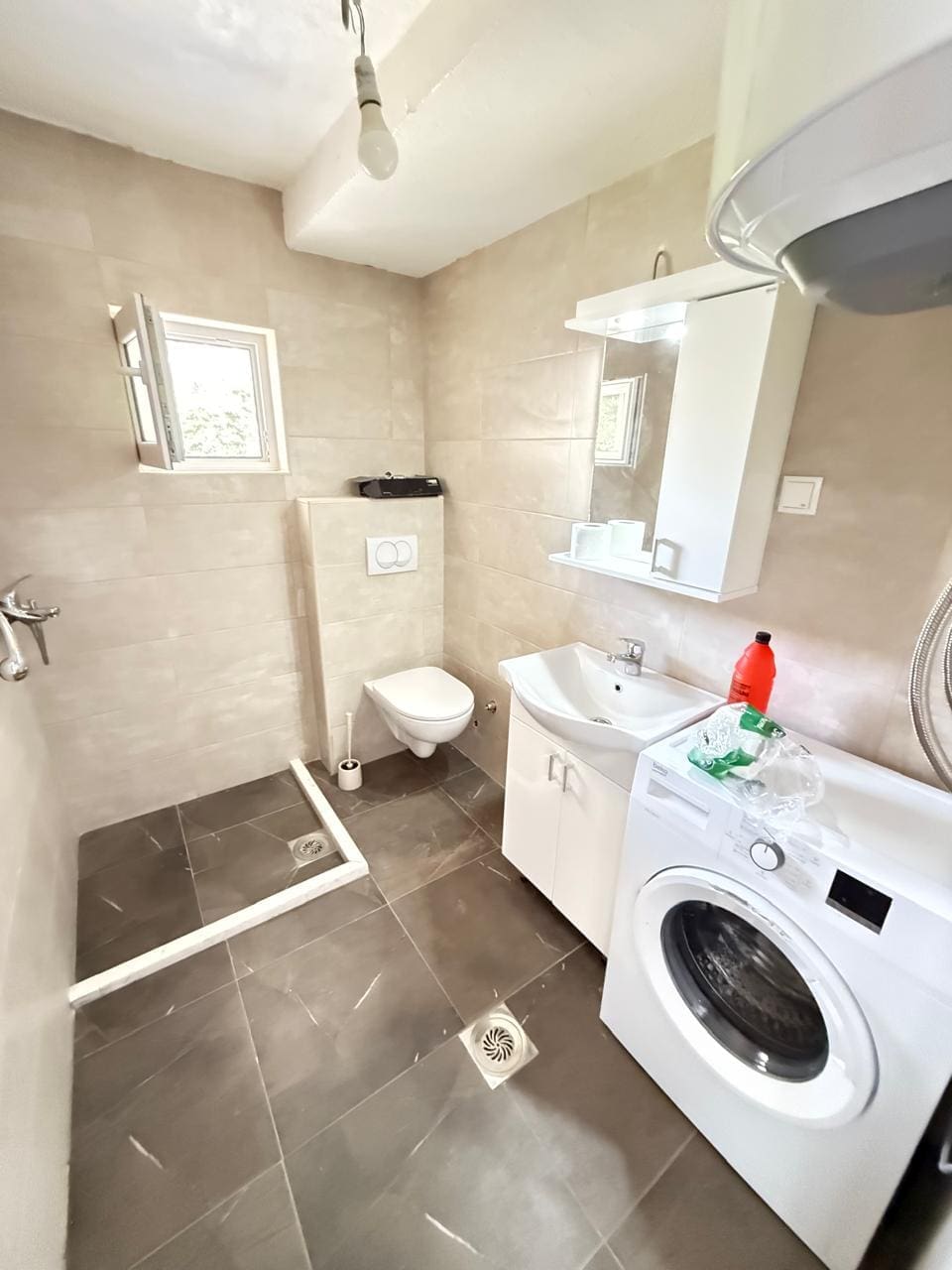 MRE-Immobilie Montenegro (24) Legales Haus mit Meerblick in Dobre Vode – 4‑Zimmer Traum, 136 m² — Montenegro