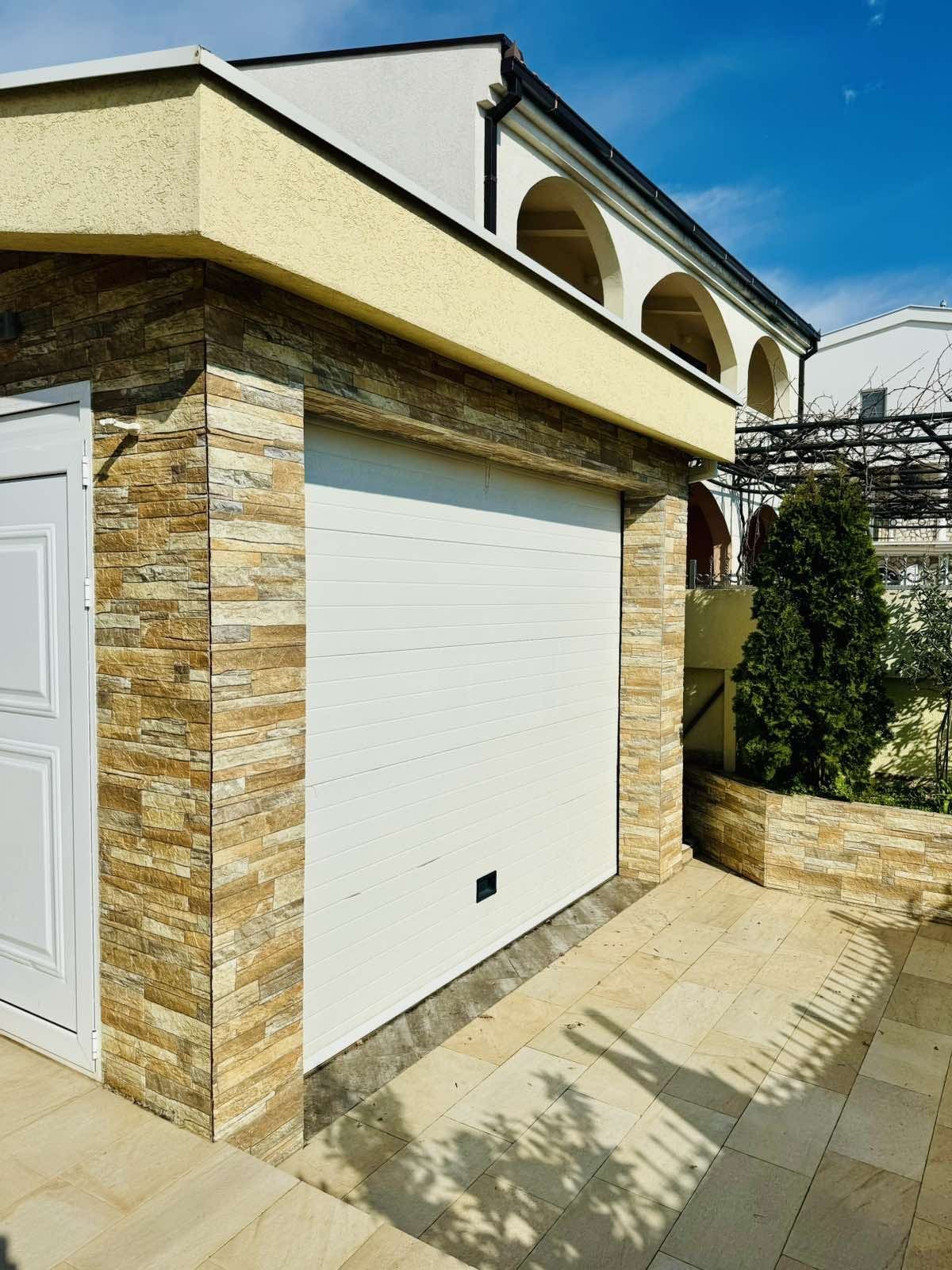 House · Dobra Voda