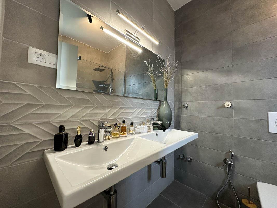 MRE-property Montenegro (3) Villa mit Pool in Bar – Moderner 3-Zimmer-Traum — Montenegro