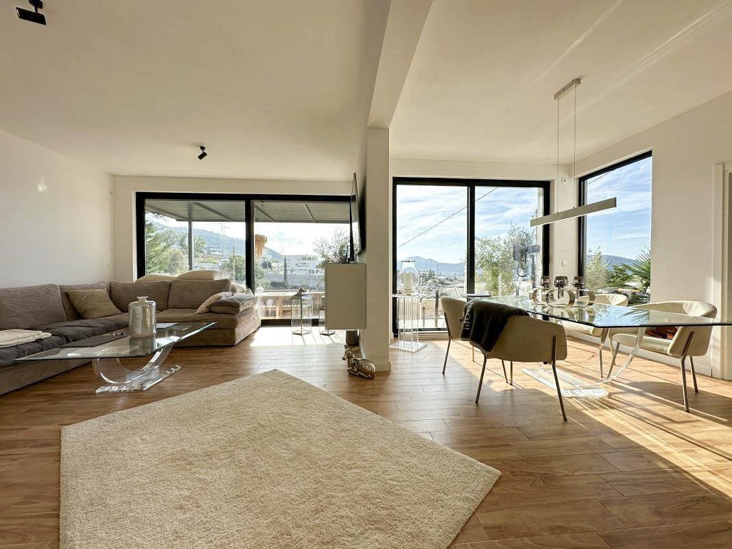 MRE-Immobilie Montenegro (32) Villa mit Pool in Bar – Moderner 3-Zimmer-Traum — Montenegro