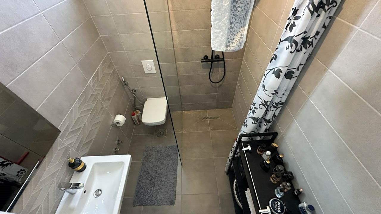 MRE-property Montenegro (41) Villa mit Pool in Bar – Moderner 3-Zimmer-Traum — Montenegro
