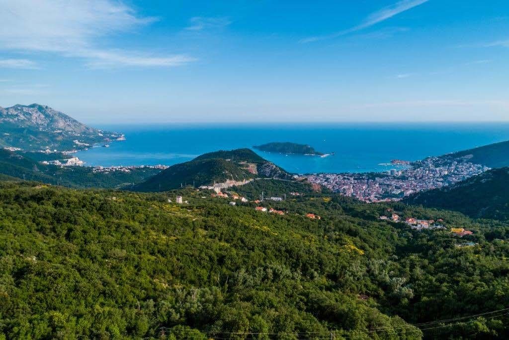 Liiketila · Lapcici