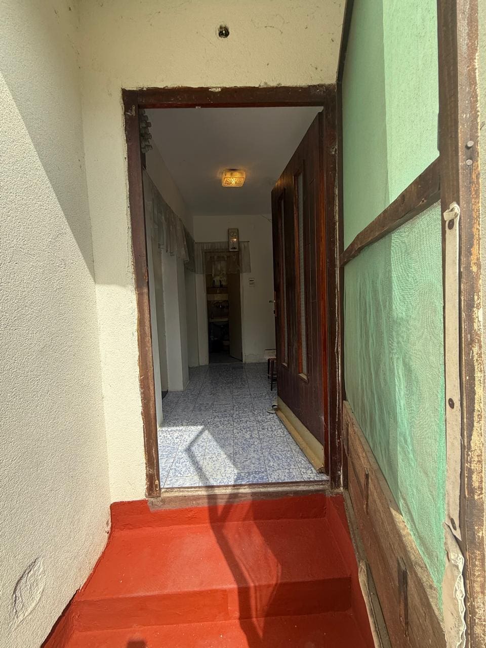 House · Sutomore