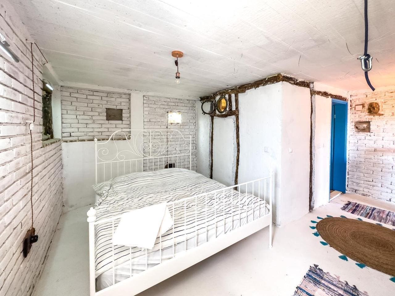 Montenegro Estates Crna Gora (23) Kamena kuća u Dobroj Vodi – 240m² sa prekrasnim pogledom — Crna Gora