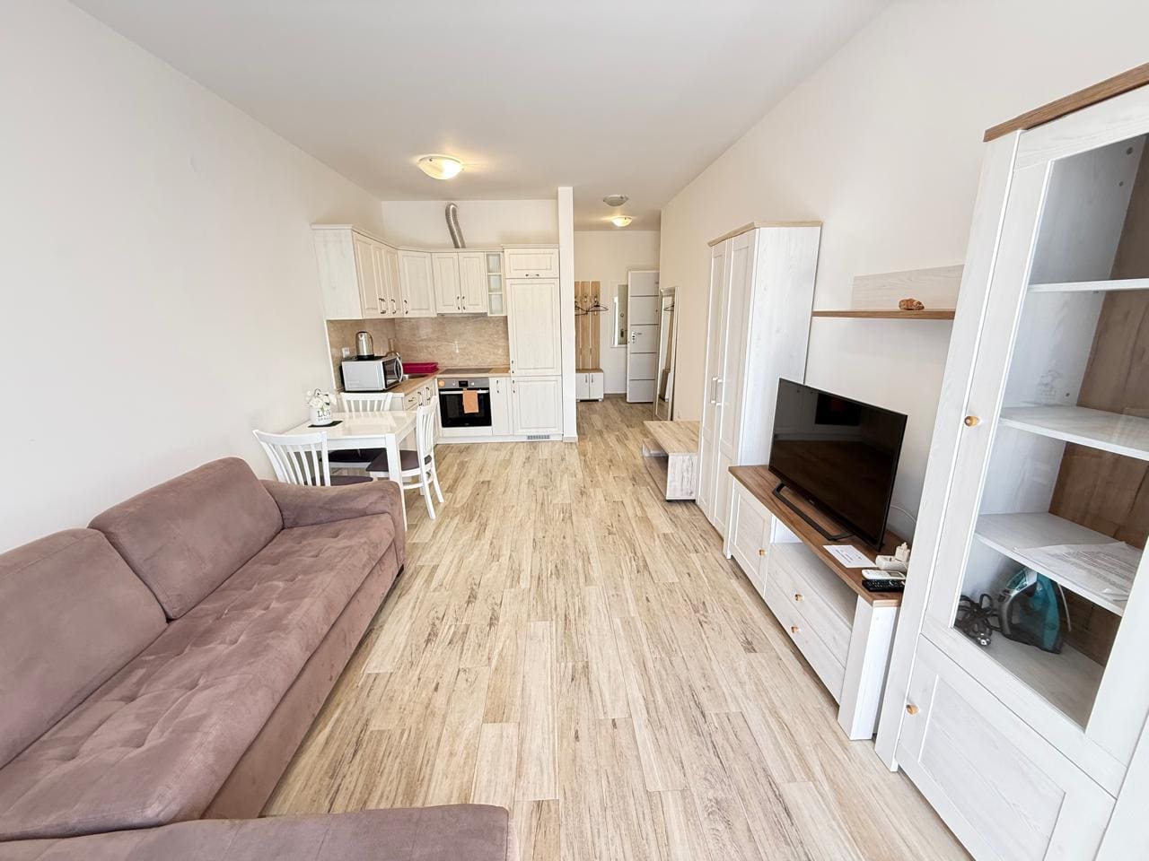 Montenegro Estates Crna Gora (4) Garsonjera na prodaju u Dobroj Vodi – 38 m² — Crna Gora