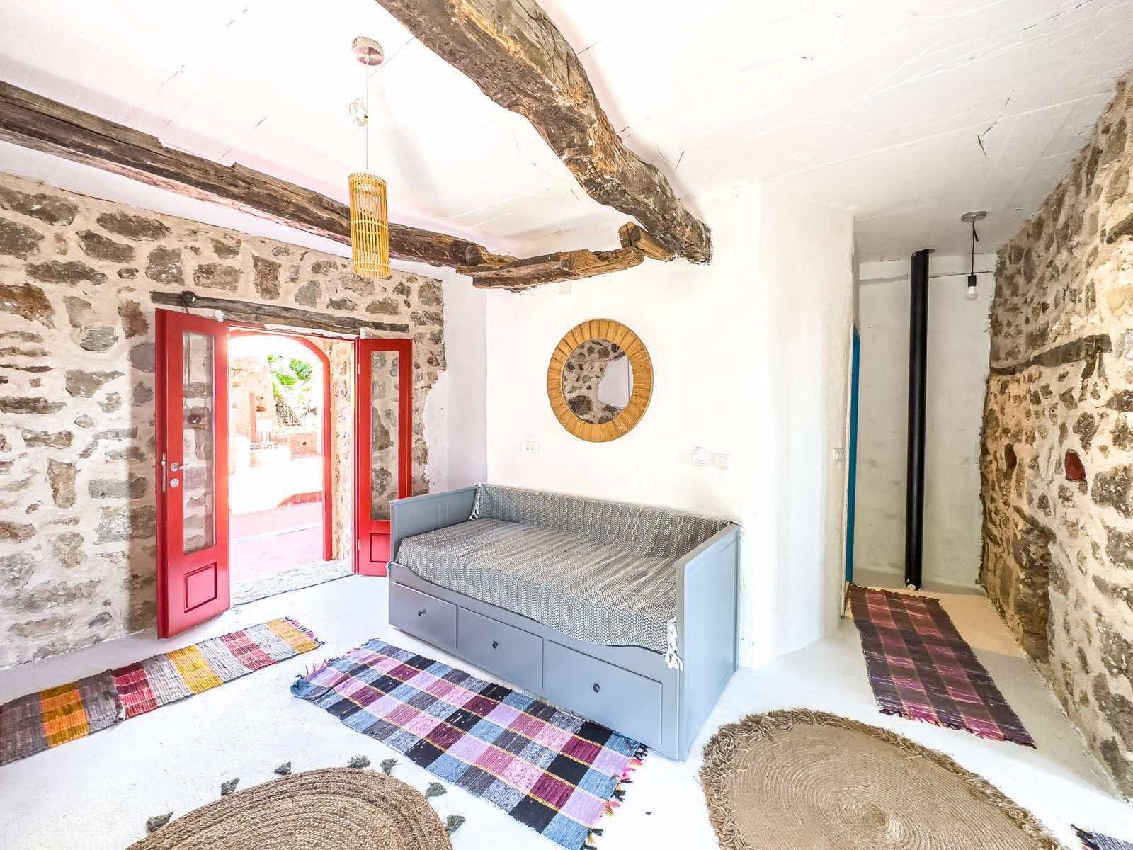Montenegro Estates Crna Gora (9) Kamena kuća u Dobroj Vodi – 240m² sa prekrasnim pogledom — Crna Gora