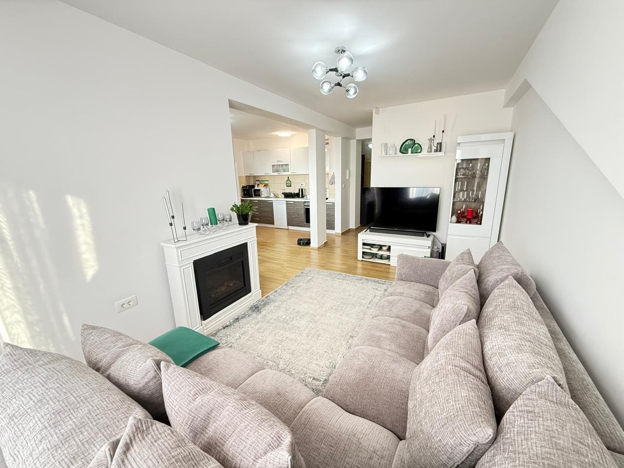 MRE-nekretnina Crna Gora (11) Stan u Dobroj Vodi – 73 m², pogled na more, garaža, 230 m do mora