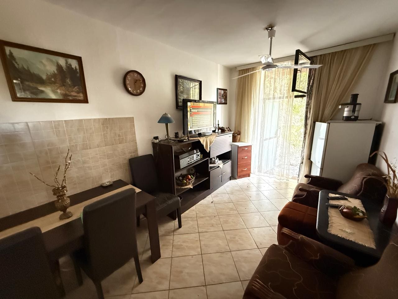 House · Sutomore