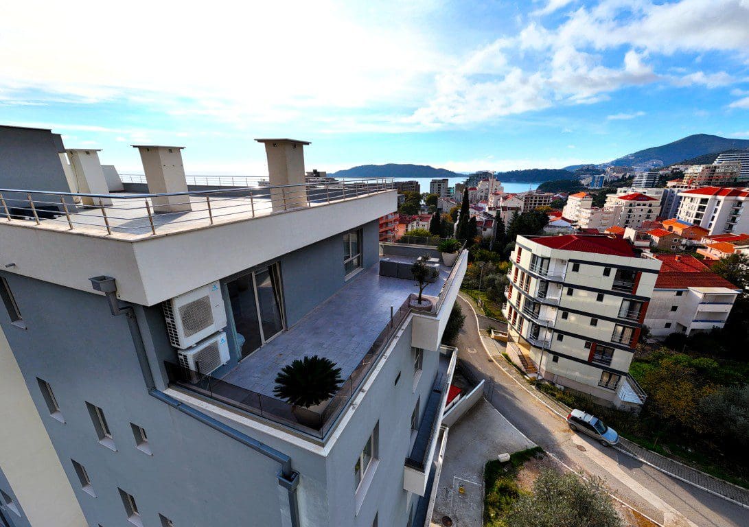 Apartment · Becici