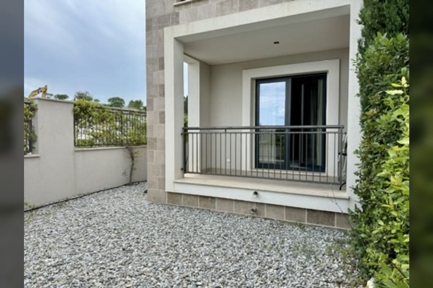 Montenegro Estates Чорногорія (11) Апартаменти з терасою в Луштіца-Бей – ідеальний двокімнатний дім — Чорногорія