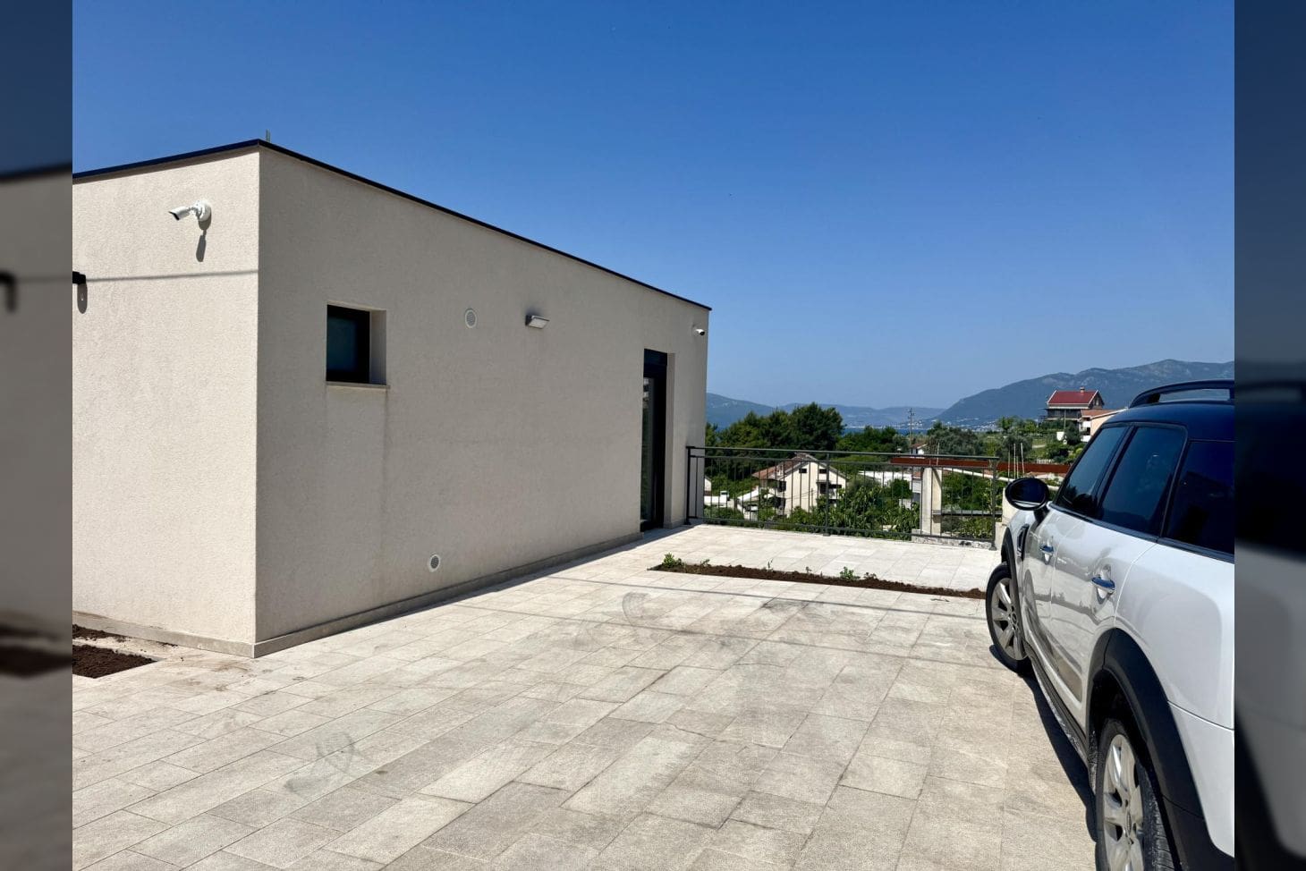 Montenegro Estates Montenegro (14) Duplex-Wohnung in Tivat zur Miete mit großen Terrassen — Montenegro