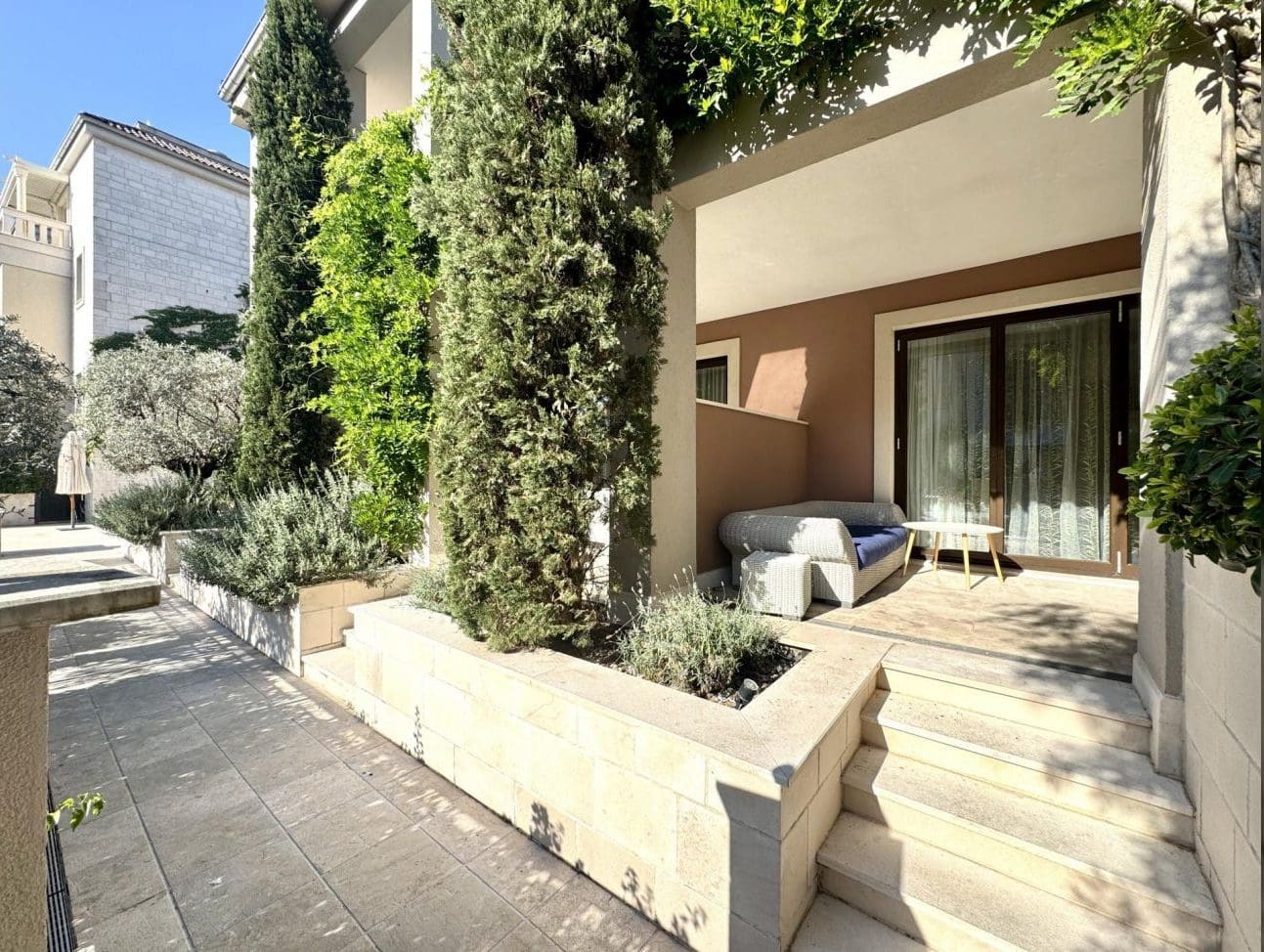 Montenegro Estates Montenegro (3) Luxus-Duplex Porto Montenegro – Erstklassiges Wohnen mit 3 Schlafzimmern — Montenegro