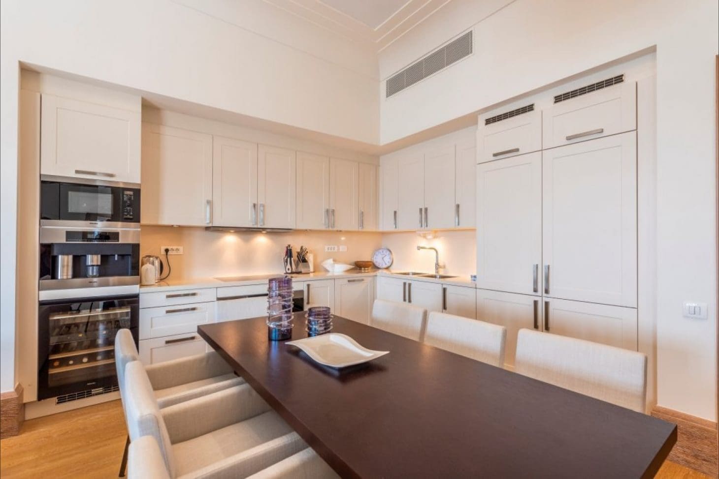 Montenegro Estates Karadağ (4) Porto Montenegro'da Lüks Penthouse – 258 m²'lik Eşsiz Rüya — Karadağ