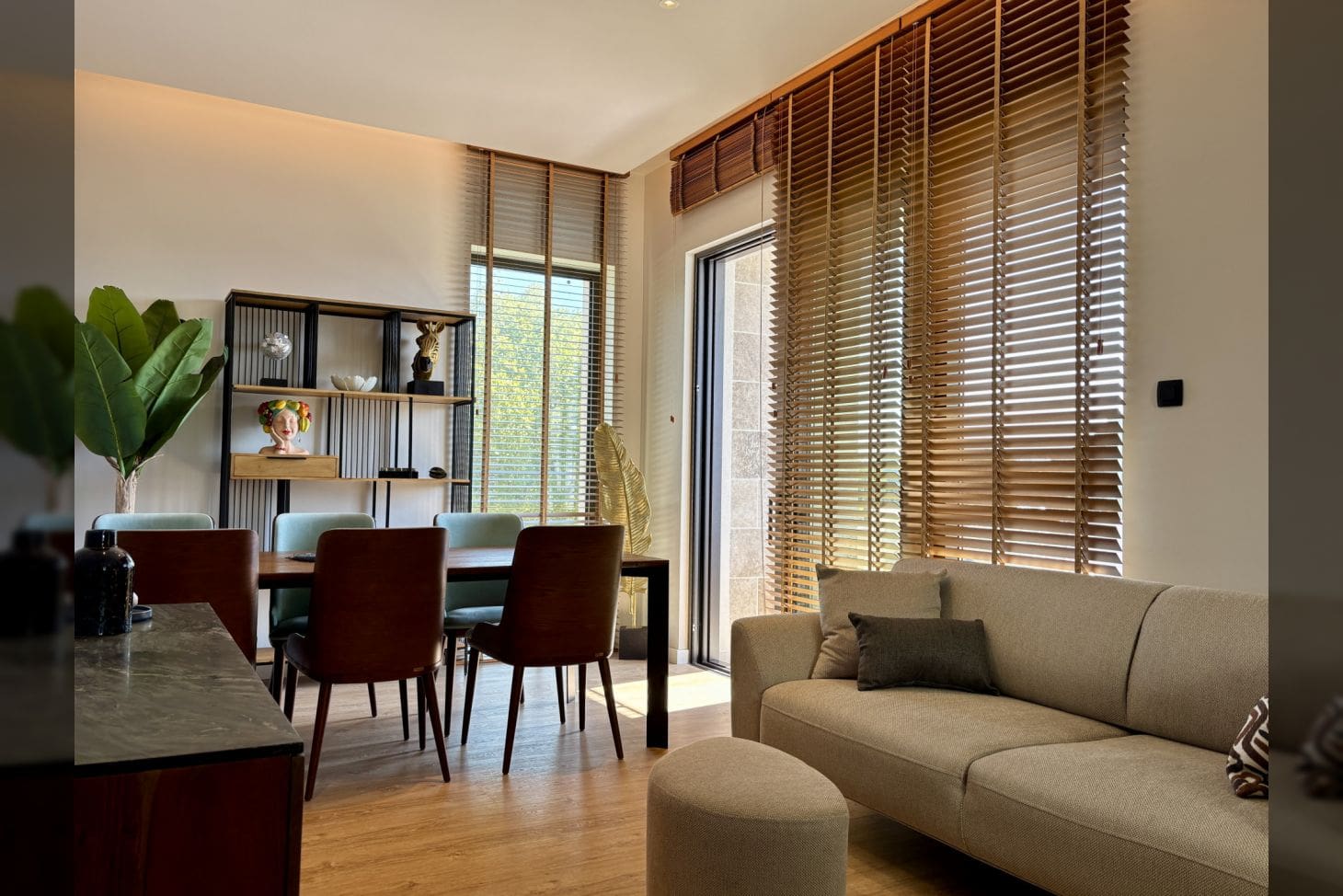 Montenegro Estates Karadağ (7) Boka Place Porto Montenegro'de Üç Yatak Odalı Daire — Karadağ