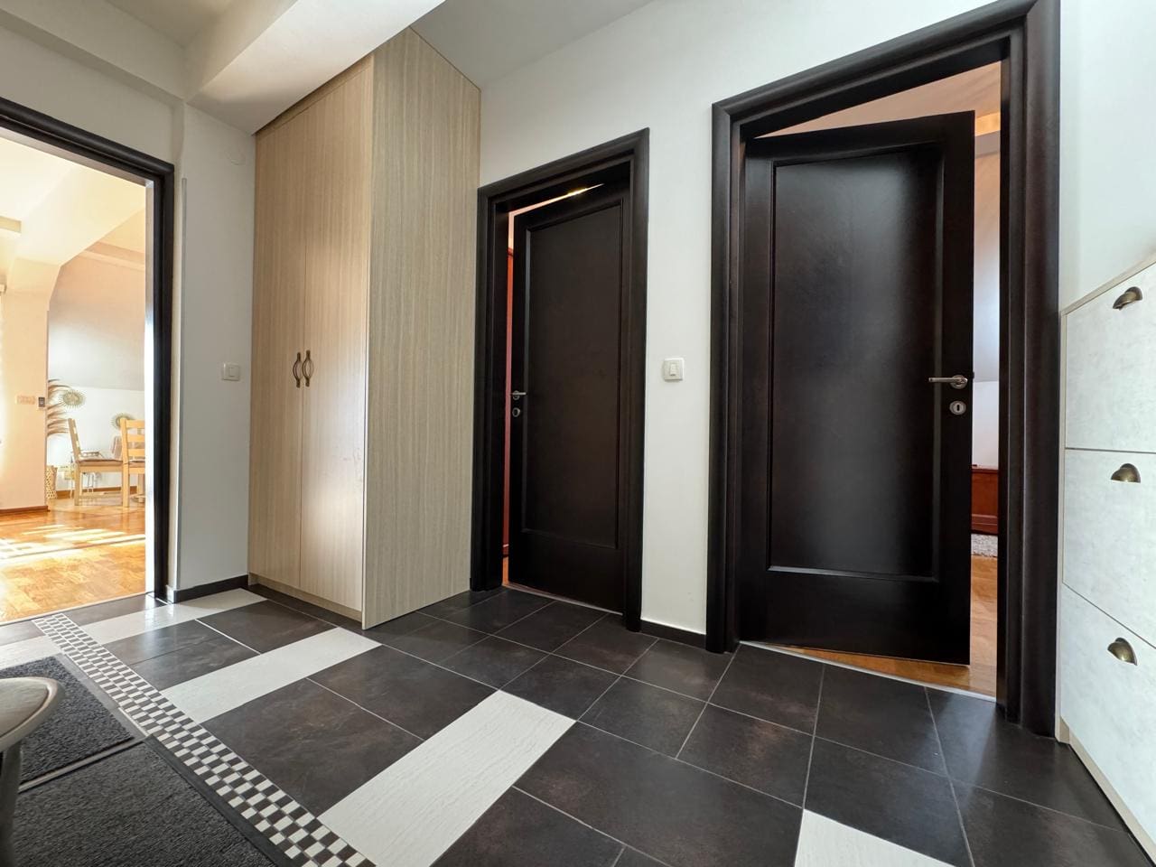 Montenegro Estates Czarnogóra (22) Apartament penthouse na sprzedaż w Budvie – doskonała lokalizacja — Czarnogóra