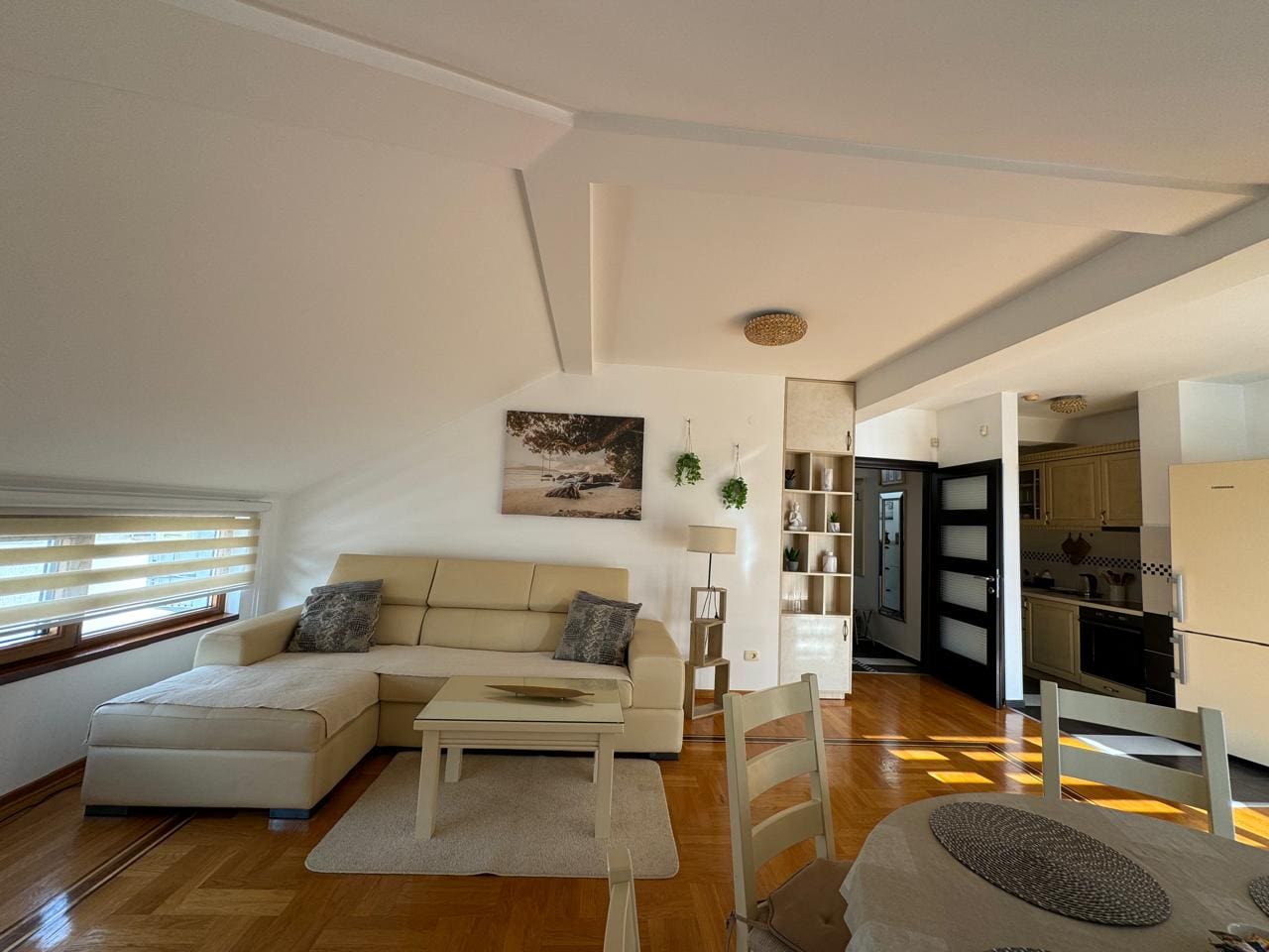 Montenegro Estates Czarnogóra (4) Apartament penthouse na sprzedaż w Budvie – doskonała lokalizacja — Czarnogóra