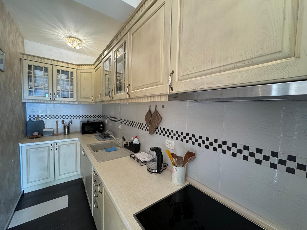 Montenegro Estates Czarnogóra (6) Apartament penthouse na sprzedaż w Budvie – doskonała lokalizacja — Czarnogóra