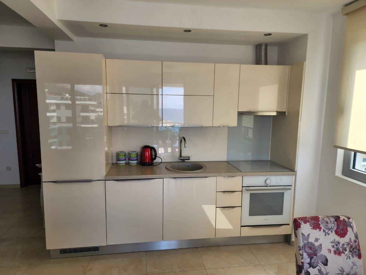 Montenegro Estates Черногория (6) Пентхаус на продажу в Добра-Воде – 85 м² с документами – Первая линия у моря — Черногория