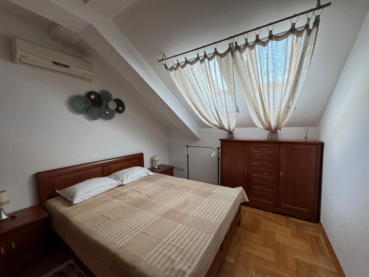 Montenegro Estates Czarnogóra (8) Apartament penthouse na sprzedaż w Budvie – doskonała lokalizacja — Czarnogóra