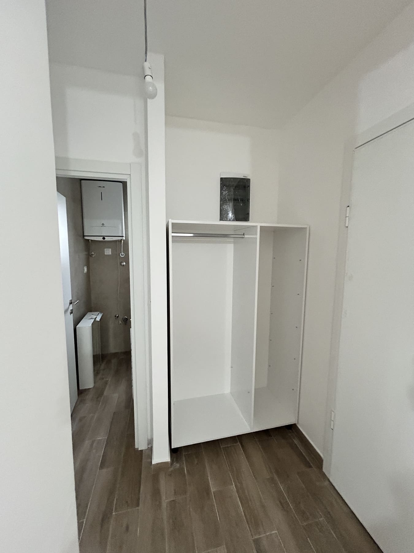 Apartment · Bar