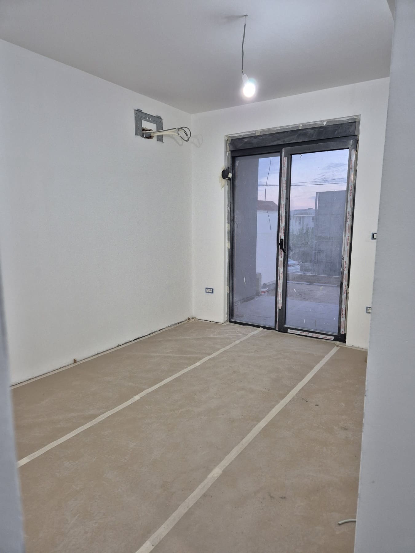 Apartment · Bar