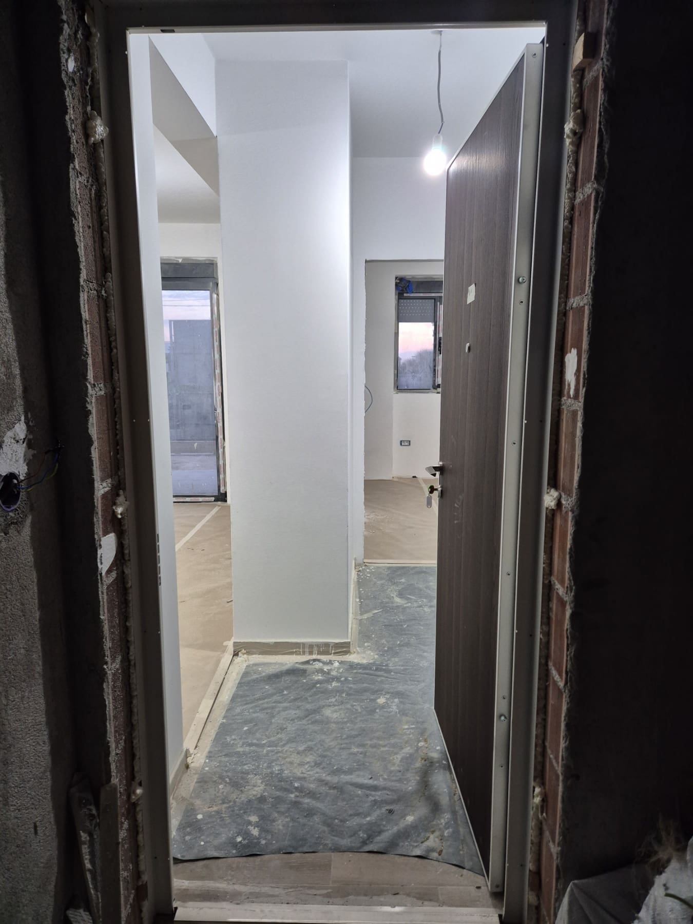 Apartment · Bar