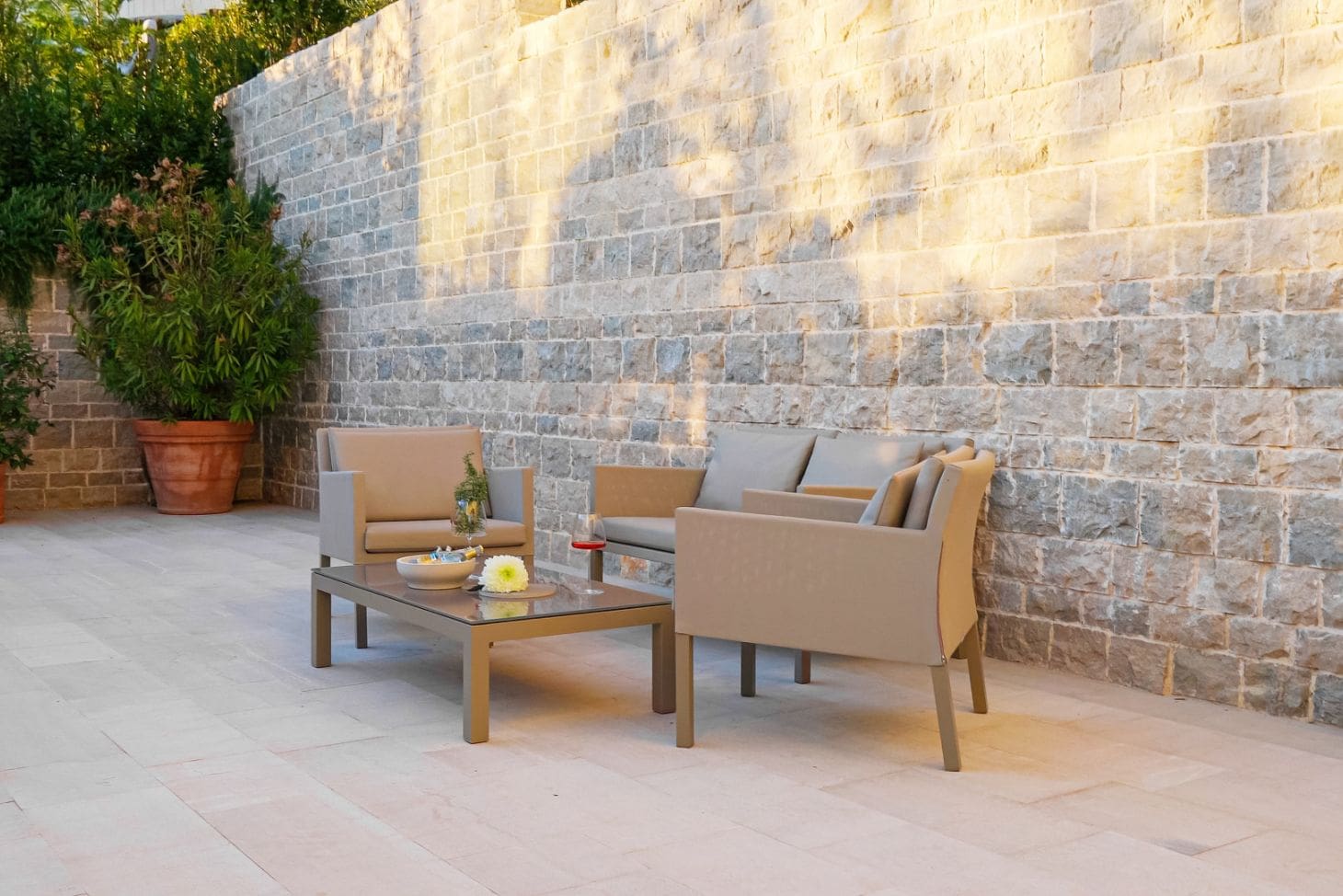 Huvila · Tivat