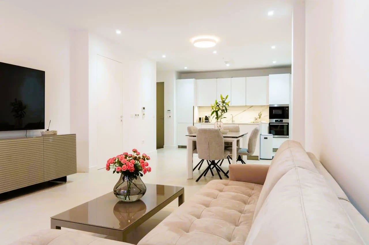 Lastva-Park-Reihenhäuser-Tivat-21 Lastva Park Townhouses Tivat: Premium 240-350m² Häuser mit privaten Pools — Montenegro
