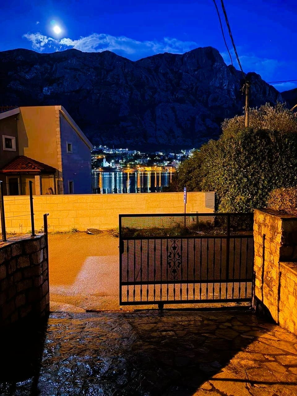 Prčanj-sahil-dairesi-Kotor (18) Prčanj Sahil Dairesi 110m² | Kotor Körfezi — Karadağ