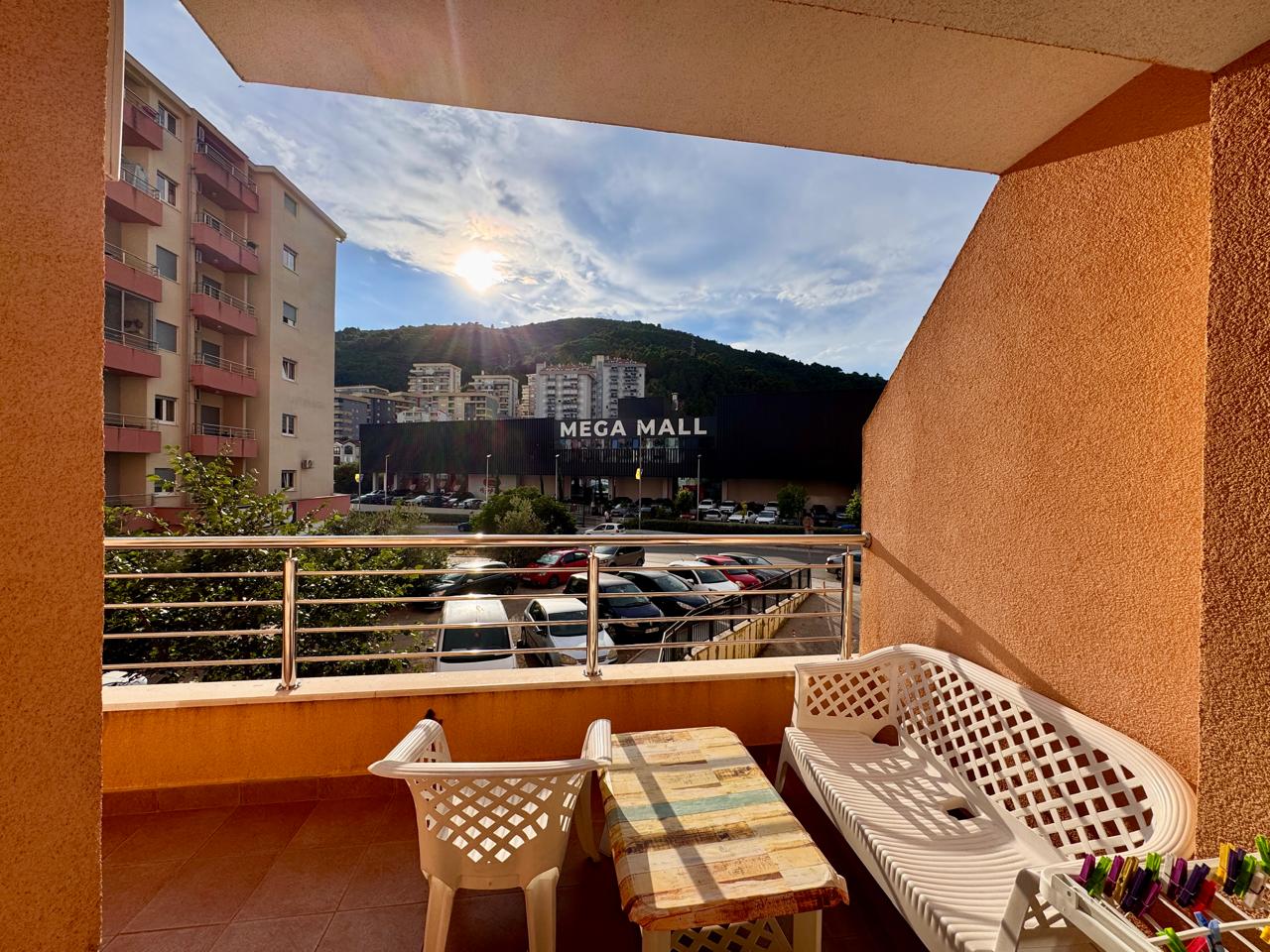 1-Zimmer-Wohnung in Budva zu verkaufen (14) 1-Zimmer-Wohnung in Budva zu verkaufen — 61 m², in der Nähe der Mega Mall
