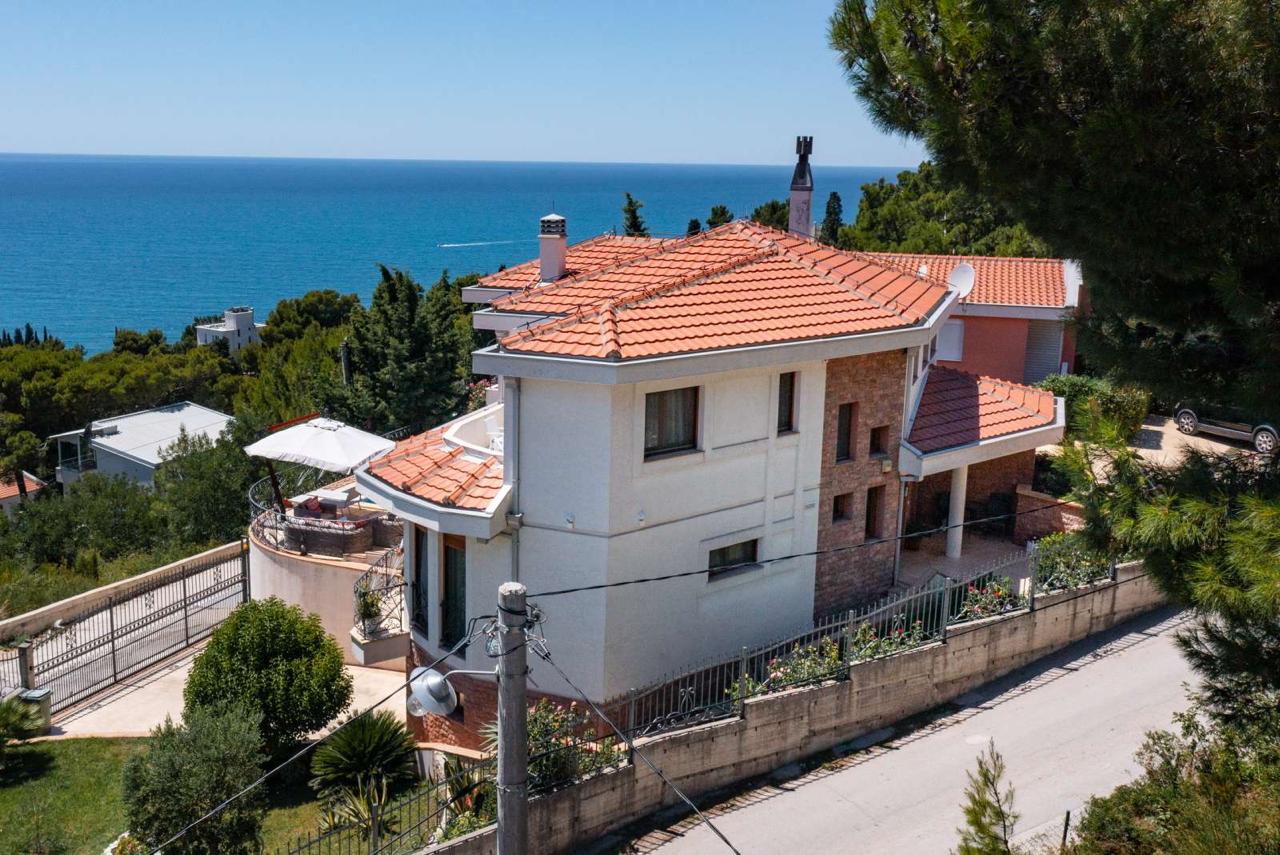 luxury-villa-for-sale-in-Sušanj-Bar- (38) Sušanj, Bar'da Satılık Lüks Villa – 252 m²
