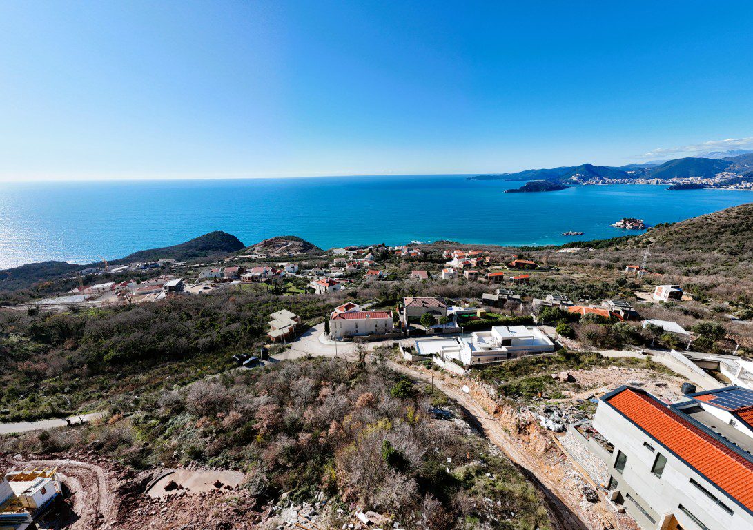 Standard Bauland zu verkaufen nahe Budva — 1.262 m² in Tudorovići