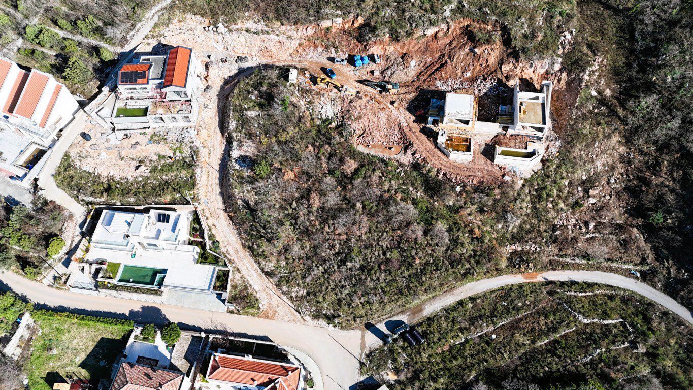 Standard Bauland zu verkaufen nahe Budva — 1.262 m² in Tudorovići