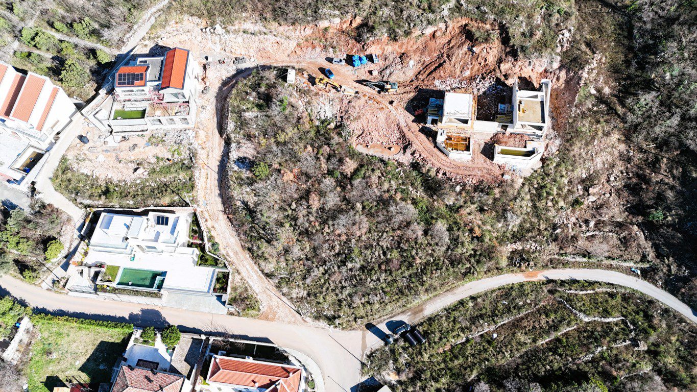 Standard Bauland zu verkaufen nahe Budva — 1.262 m² in Tudorovići